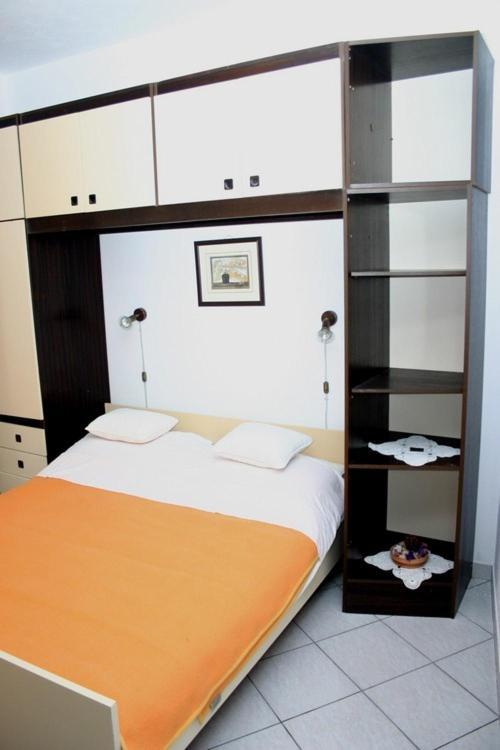 Apartments Ivan Orlic Vinišće 部屋 写真